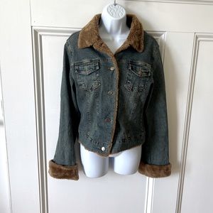 Denim jacket, (Sz. Small), faux fur trim